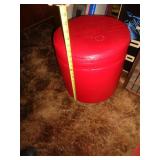RED FOOT STOOL / FR RED FOOT STOOL / FR