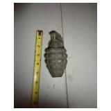 PAPERWEIGHT INERT GRENADE / FR PAPERWEIGHT INERT GRENADE / FR
