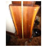 SLAB OF HEAVY WOOD / TABLE? / DR SLAB OF HEAVY WOOD / TABLE? / DR
