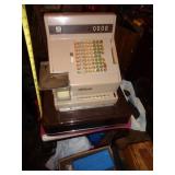 VINTAGE CASH REGISTER NO KEYS / DR VINTAGE CASH REGISTER NO KEYS / DR