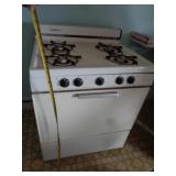GAS STOVE UNTESTED / UPSTAIRS GAS STOVE UNTESTED / UPSTAIRS