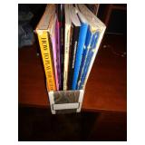 LOT OF GUITAR MUSIC BOOKS / CR LOT OF GUITAR MUSIC BOOKS / CR