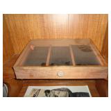 DISPLAY CASE 18 X 12 X 4 / CR DISPLAY CASE 18 X 12 X 4 / CR