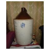 CLUB 5 FIVE GALLON CROCK / BW CLUB 5 FIVE GALLON CROCK / BW