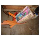 BOX OF MISC. TOYS / BSMT BOX OF MISC. TOYS / BSMT