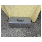METAL CRAFTSMAN TOOLBOX / G METAL CRAFTSMAN TOOLBOX / G