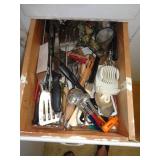 DRAWER OF KITCHEN UTENSILS / K