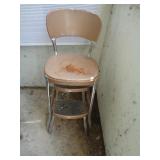 COSTCO STEP STOOL CHAIR / SR