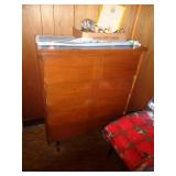 4 DRAWER CHEST 41" X 32" X 18" / BR1