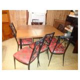 TABLE 30" X 36" X 47" & 6 CHAIRS VINTAGE / DR