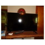 ELEMENT 32" TV / LR