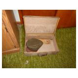 OLD SUITCASE WITH MILITARY HAT & ETC / LR