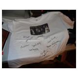 SIGNED DARK SHADOWS TEE SHIRT