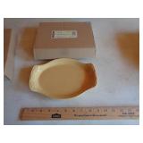 LONGABERGER SMALL OVAL PLATTER BUTTERNUT LONGABERGER SMALL OVAL PLATTER BUTTERNUT