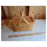 LONGABERGER PICNIC BASKET LONGABERGER PICNIC BASKET