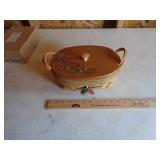 LONGABERGER BASKET WITH LID LONGABERGER BASKET WITH LID
