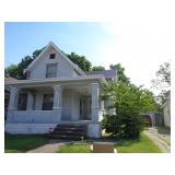 4 BDRM HOUSE & GARAGE