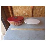 LONGABERGER PAIR OF MATCHED BASKETS LONGABERGER PAIR OF MATCHED BASKETS