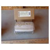 LONGABERGER TEA DIVIDED CANISTER LONGABERGER TEA DIVIDED CANISTER