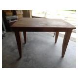 VINTAGE OAK TABLE W BUILT IN LEAVES 54'X36'X36' VINTAGE OAK TABLE W BUILT IN LEAVES 54'X36'X36'
