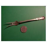 VINTAGE STERLING FORK 0.589 OZ VINTAGE STERLING FORK 0.589 OZ