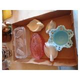 LOT - FRIDGE DISH / 2 HENS ON NEST / FENTON / RR