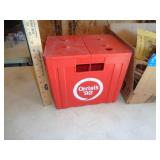 OERTELS RED PLASTIC BOTTLE CRATE