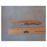 THUMB OPEN LOCKBACK KNIFE