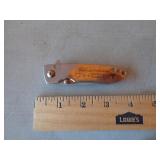 THUMB OPEN LOCKBACK KNIFE