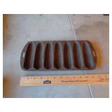 CAST IRON CORNBREAD PAN