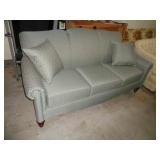 GREEN SOFA 70'L X 31' W X 38' T / G GREEN SOFA 70'L X 31' W X 38' T / G