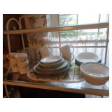 CORELLE & CORNING WARE 48 PIECES / K CORELLE & CORNING WARE 48 PIECES / K