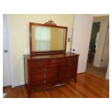 EARLY 1900'S MAHOGANY DRESSER EARLY 1900'S MAHOGANY DRESSER