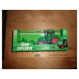 PLASTIC FARM TRACTOR TOY