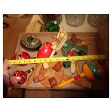 LOT OF MARACAS & WOOD TOYS / LR