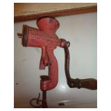 ALEXANDER MEAT GRINDER / DR