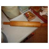 WOOD ROLLING PIN / DR