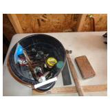 SMALL BUCKET OF TOOLS