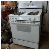 30" HOT POINT GAS STOVE