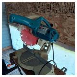 MAKITA 10IN COMPOUND SAW
