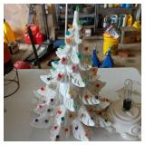 VINTAGE CERAMIC CHRISTMAS TREE