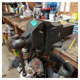 39F C PARKER BENCH VISE
