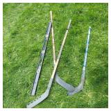 HOCKEY STICKS & LEVEL