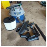 SHOP VAC 2.5 GAL WET/DRY VACUUM