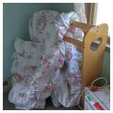 QUILT RACK & BEDDING