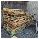 WOOD PALLETS