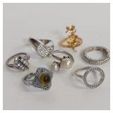 ASSORTED RINGS 7