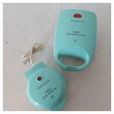 NOSTALGIA MINI GRIDDLE & SANDWICH MAKER