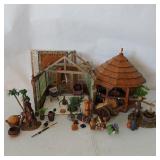 DOLLHOUSE & ACCESSORIES