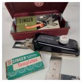 SINGER BUTTONHOLER ATTACHMENT